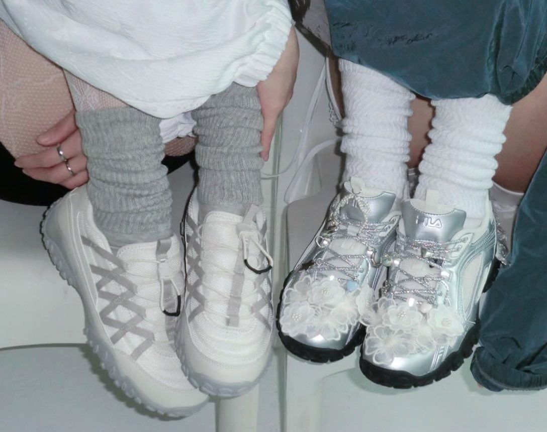 Acubi footwear guide: platform Mary Janes, minimal sneakers, and combat boots on street style models